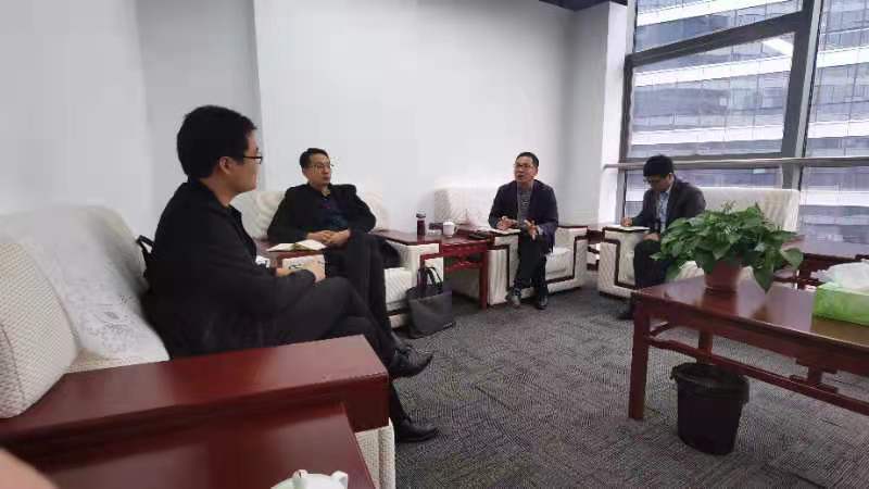 正在召开会议.jpg